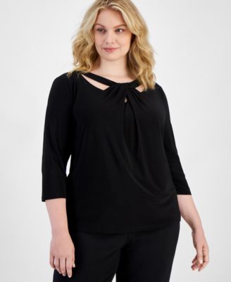 Kasper - Plus Size Twist-Neck Top